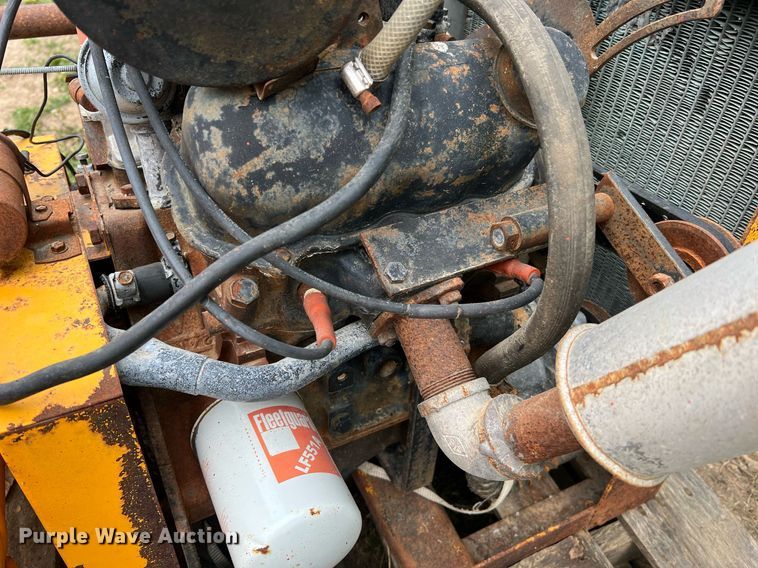 image for item II9125 Porta-air V4-35  air compressor