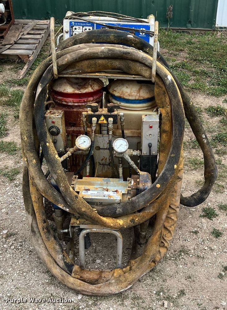 image for item II9126 Graco E10  spray foam machine