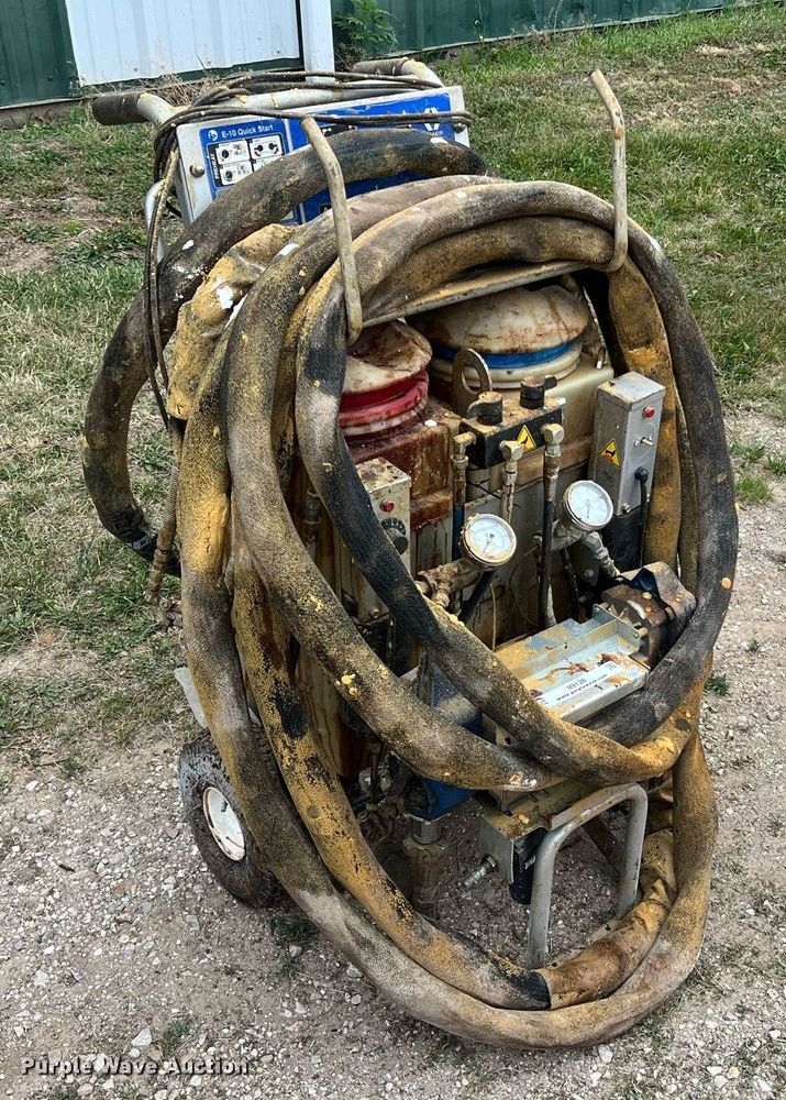 image for item II9126 Graco E10  spray foam machine