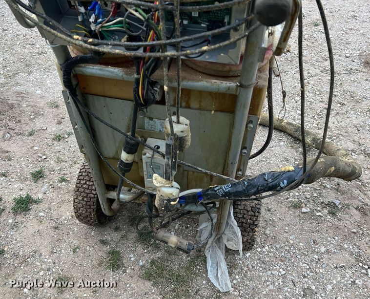 image for item II9126 Graco E10  spray foam machine