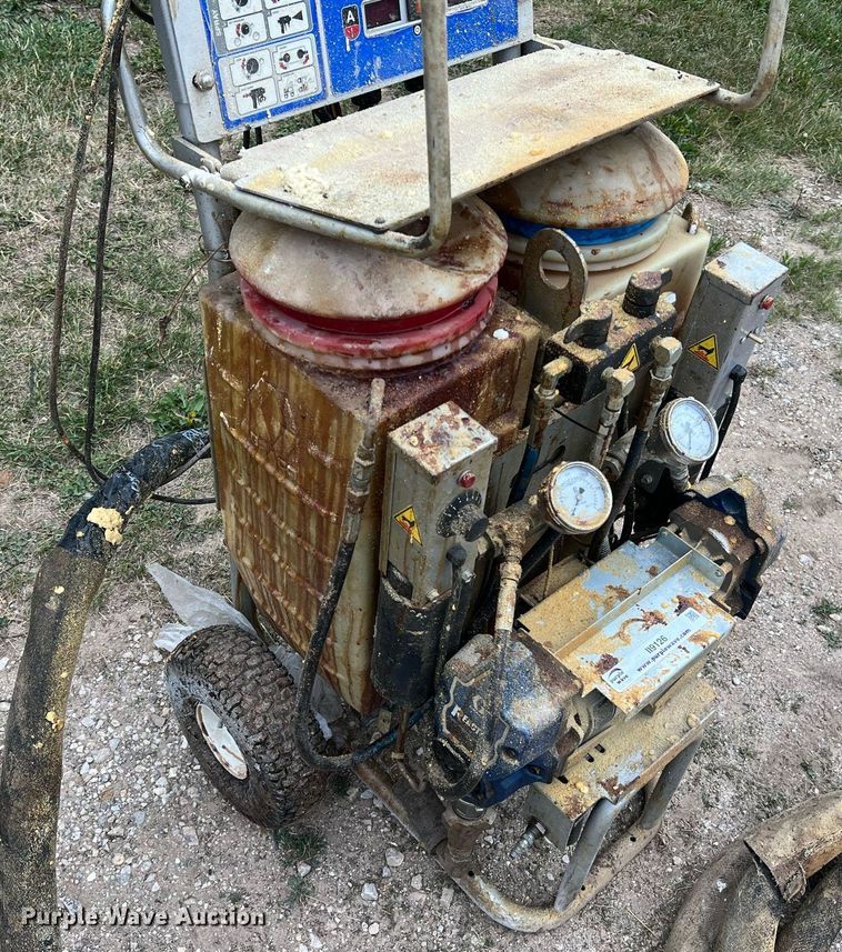 image for item II9126 Graco E10  spray foam machine