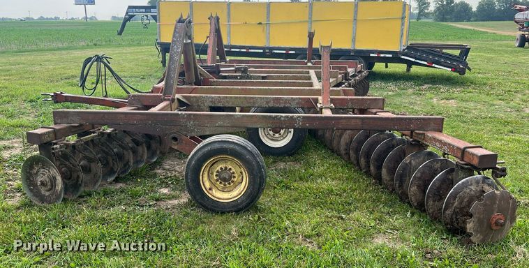 image for item II9128 Bush Hog  tandem disk