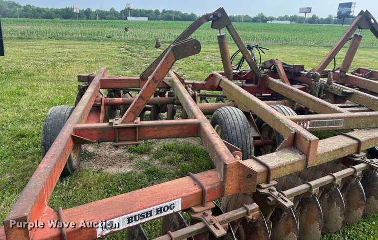image for item II9128 Bush Hog  tandem disk