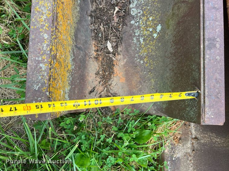 image for item II9129 Approximately 46 pieces of auger flighting