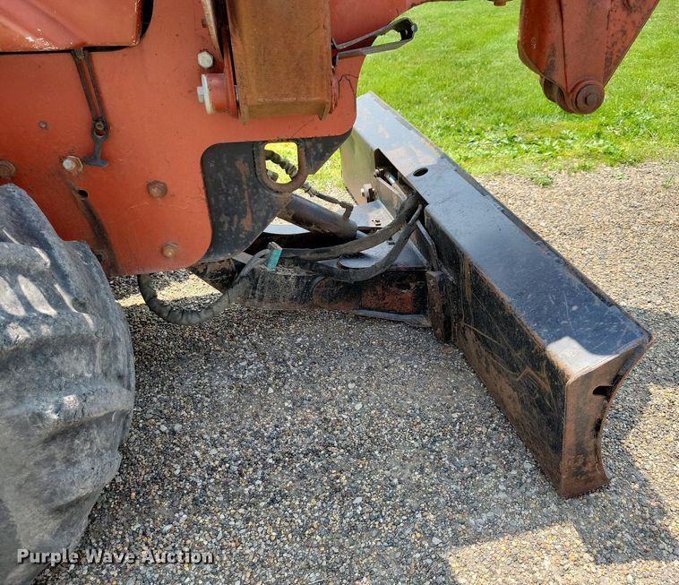 image for item JO9145 2002 Ditch Witch RT70H  trencher