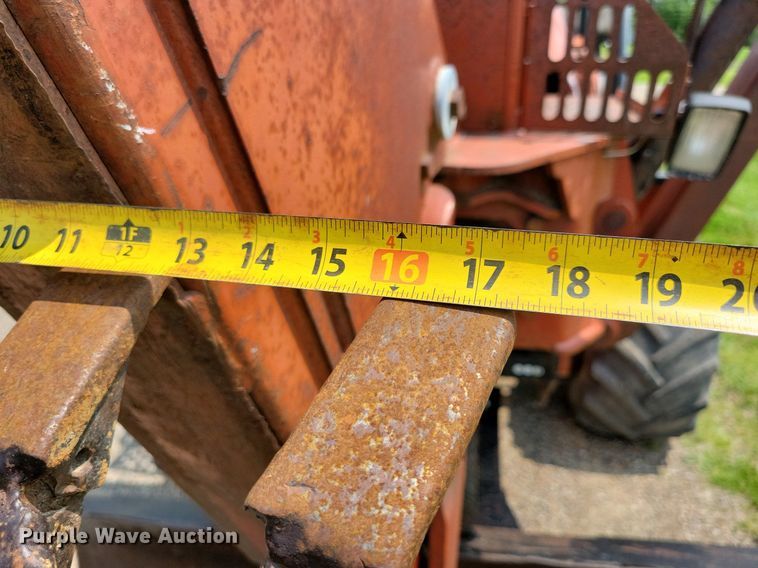 image for item JO9145 2002 Ditch Witch RT70H  trencher