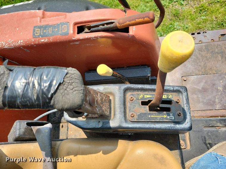 image for item JO9145 2002 Ditch Witch RT70H  trencher