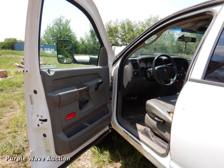 image for item JO9155 2008 Dodge Ram 5500  Quad Cab flatbed truck