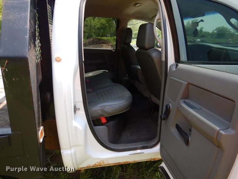 image for item JO9155 2008 Dodge Ram 5500  Quad Cab flatbed truck