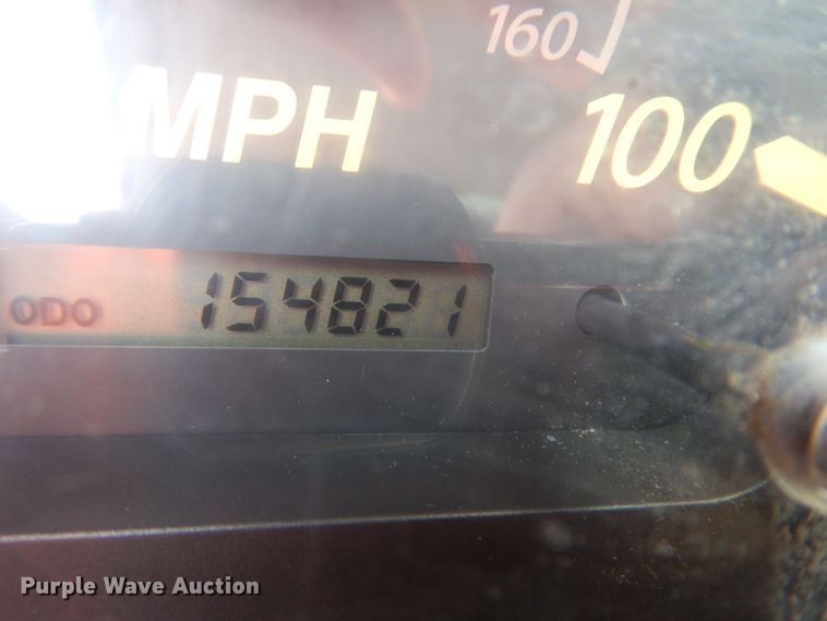 image for item JO9156 2005 GMC W4500  flatbed truck