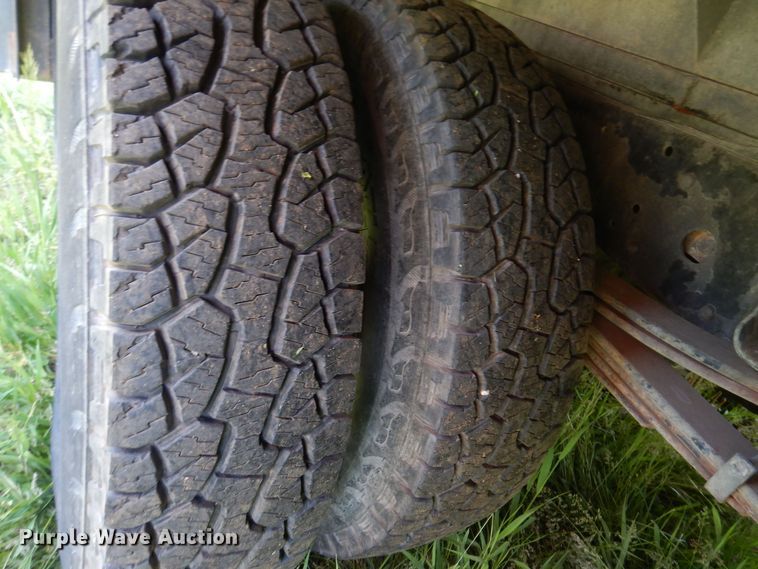 image for item JO9156 2005 GMC W4500  flatbed truck