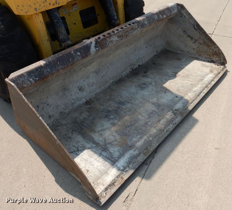 image for item JO9158 2012 Yanmar S220R  skid steer loader