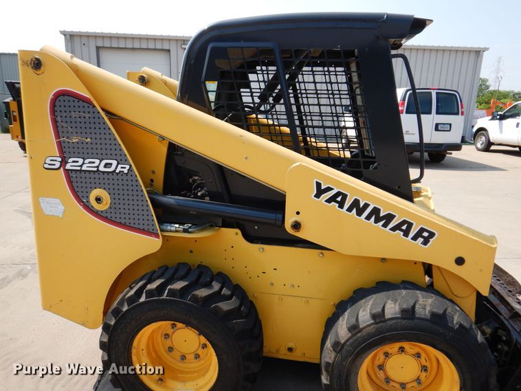 image for item JO9158 2012 Yanmar S220R  skid steer loader