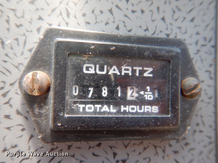 image for item JO9158 2012 Yanmar S220R  skid steer loader