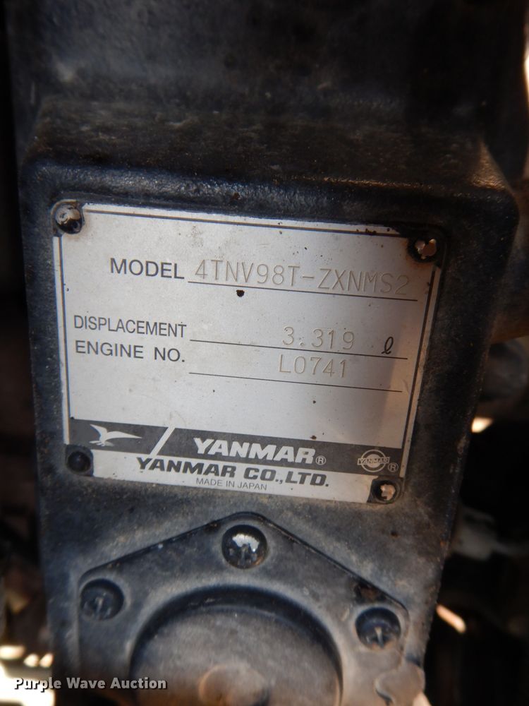image for item JO9158 2012 Yanmar S220R  skid steer loader