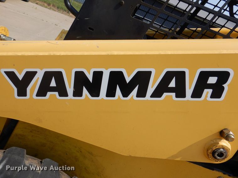 image for item JO9158 2012 Yanmar S220R  skid steer loader