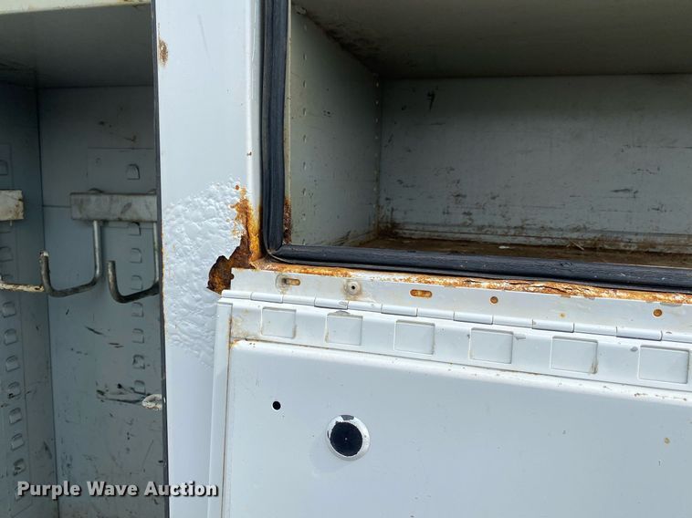 image for item KB9431 2013 International 7300 SFA  digger derrick truck