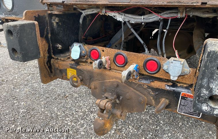 image for item KB9431 2013 International 7300 SFA  digger derrick truck