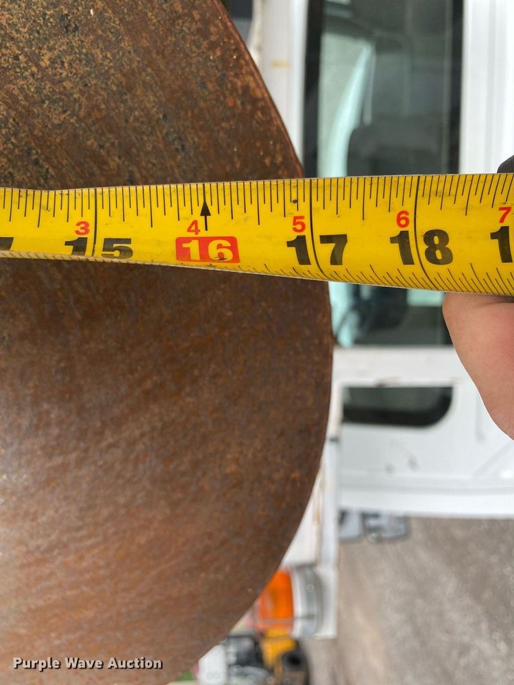 image for item KB9431 2013 International 7300 SFA  digger derrick truck