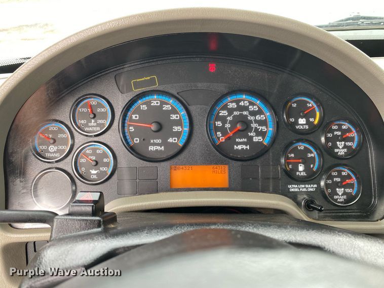 image for item KB9431 2013 International 7300 SFA  digger derrick truck