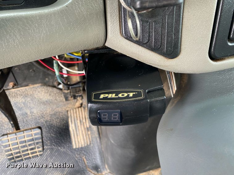 image for item KB9431 2013 International 7300 SFA  digger derrick truck