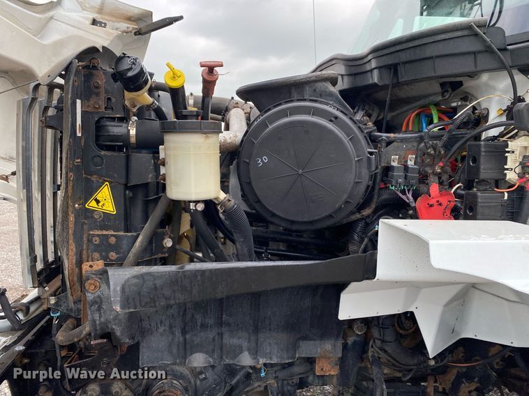 image for item KB9431 2013 International 7300 SFA  digger derrick truck