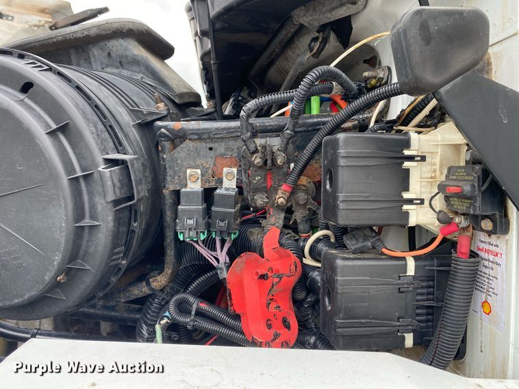 image for item KB9431 2013 International 7300 SFA  digger derrick truck