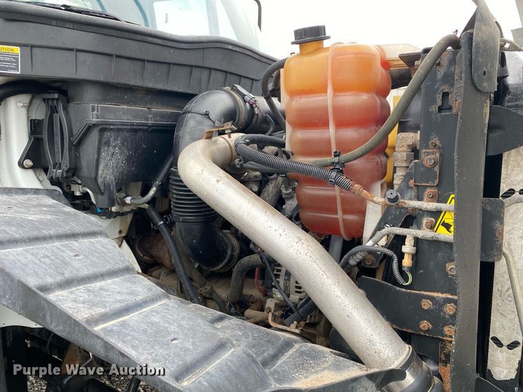 image for item KB9431 2013 International 7300 SFA  digger derrick truck