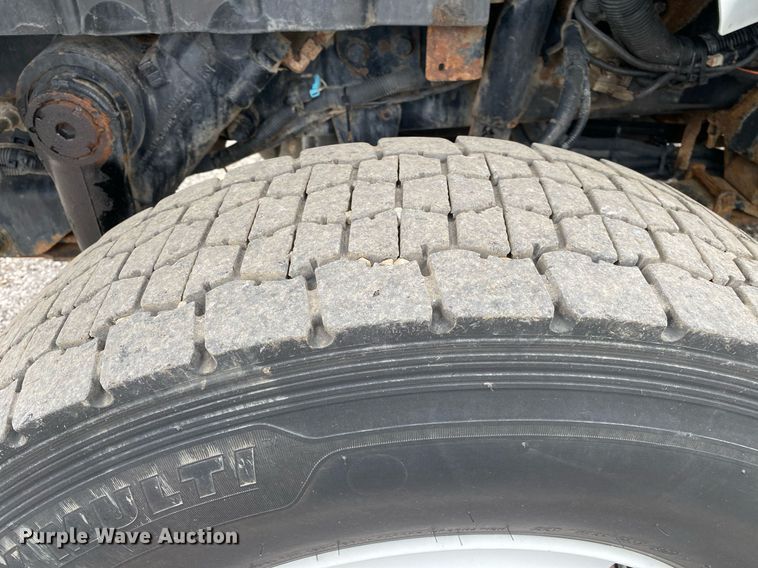 image for item KB9431 2013 International 7300 SFA  digger derrick truck