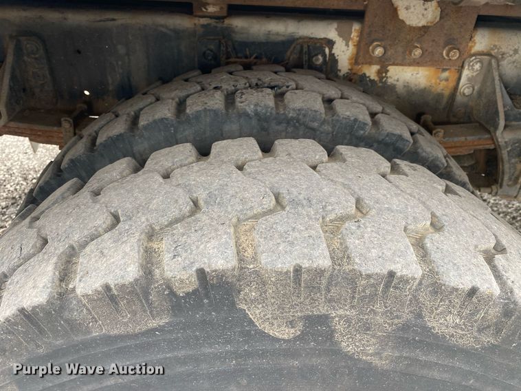 image for item KB9431 2013 International 7300 SFA  digger derrick truck