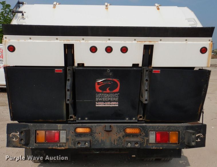 image for item KN9965 2016 Isuzu NPR  street sweeper truck