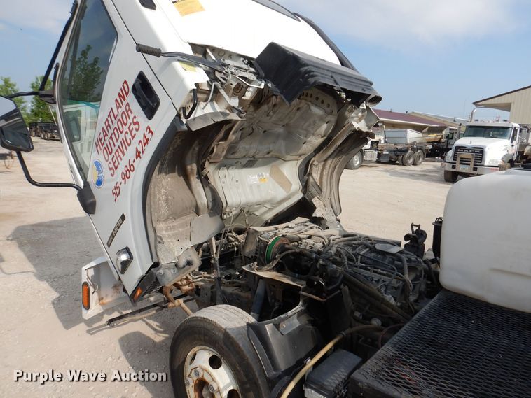 image for item KN9965 2016 Isuzu NPR  street sweeper truck