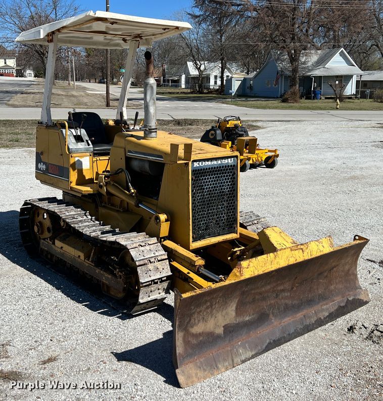 image for item KR9466 Komatsu D20A6  dozer