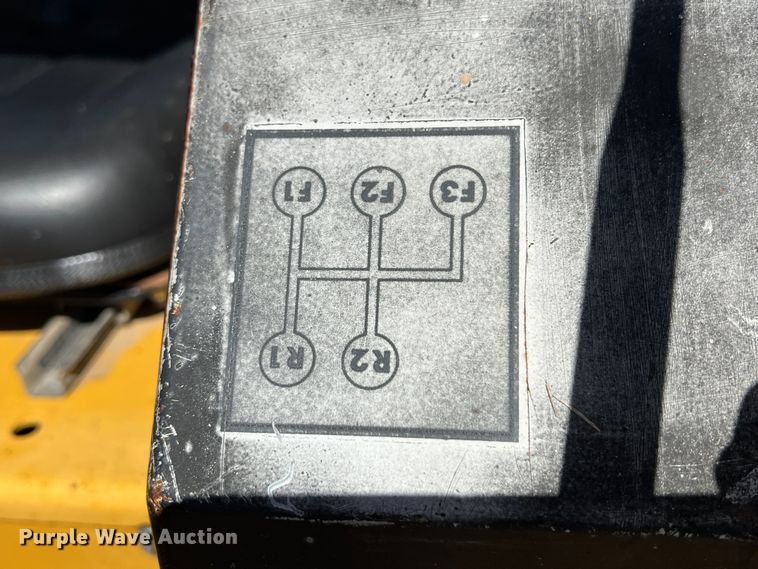 image for item KR9466 Komatsu D20A6  dozer