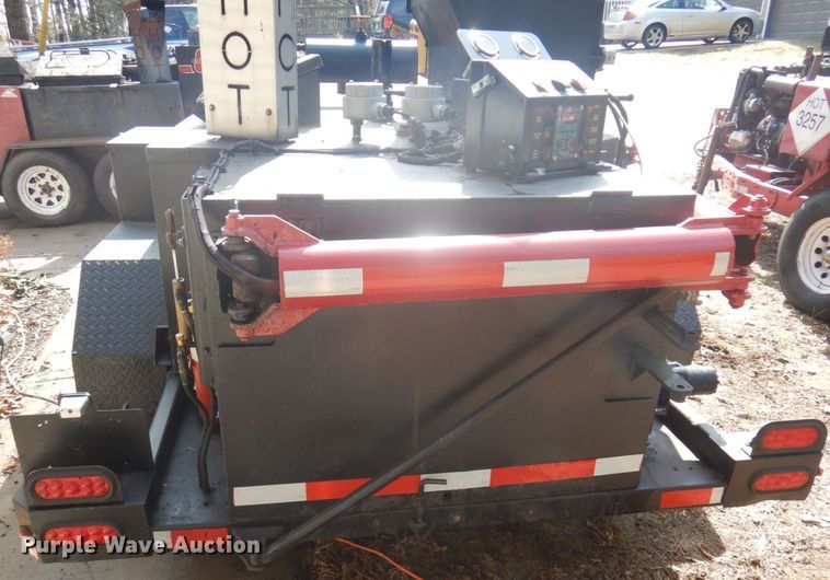 image for item KU9986 2009 Cimline Metro 275  melter applicator