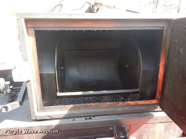 image for item KU9986 2009 Cimline Metro 275  melter applicator