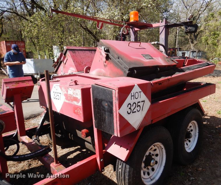 image for item KU9987 Bear Cat BK250  pothole patcher