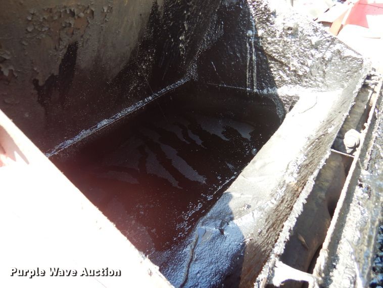 image for item KU9987 Bear Cat BK250  pothole patcher