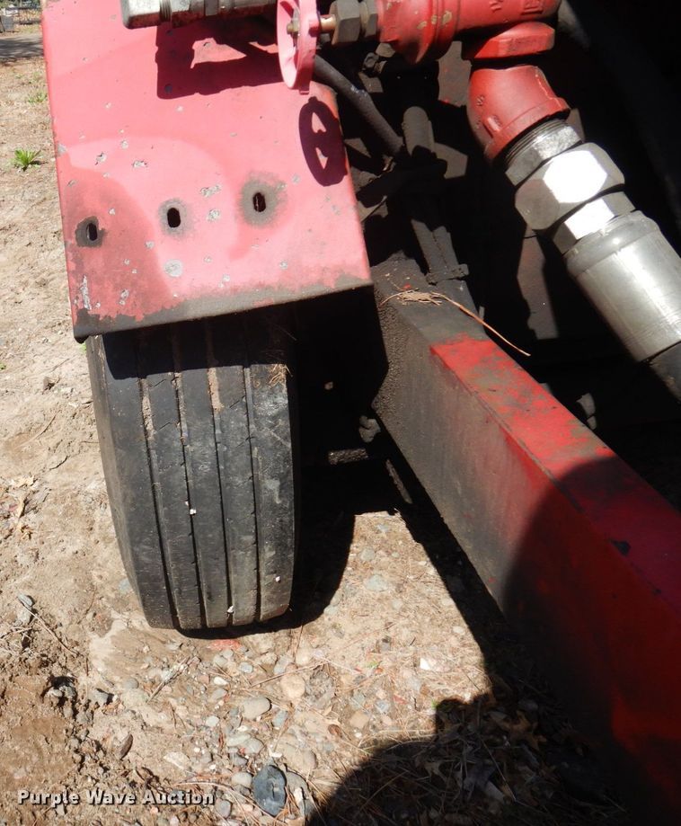 image for item KU9987 Bear Cat BK250  pothole patcher