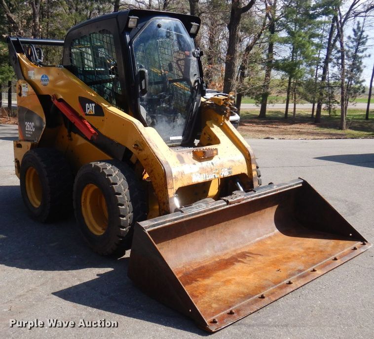 image for item KU9989 2012 Caterpillar 262C  skid steer loader
