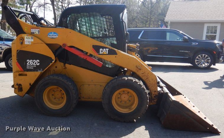 image for item KU9989 2012 Caterpillar 262C  skid steer loader