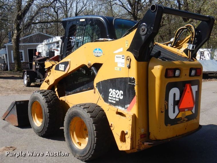 image for item KU9989 2012 Caterpillar 262C  skid steer loader