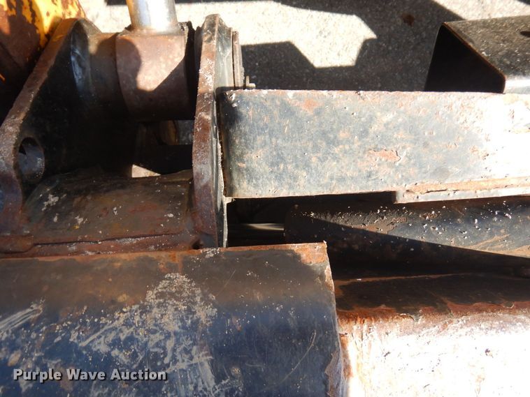 image for item KU9989 2012 Caterpillar 262C  skid steer loader