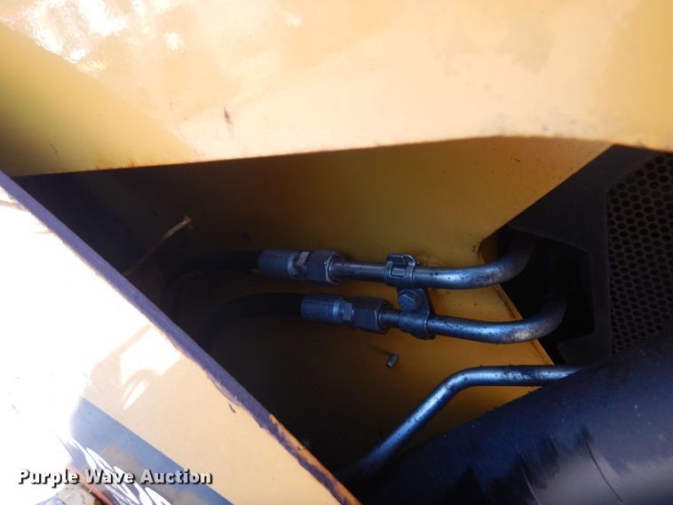 image for item KU9989 2012 Caterpillar 262C  skid steer loader