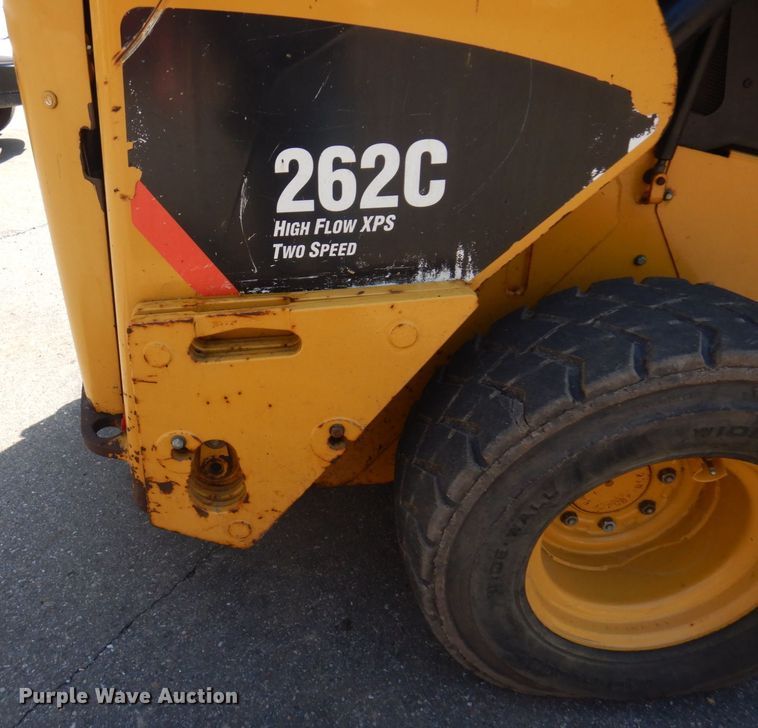 image for item KU9989 2012 Caterpillar 262C  skid steer loader