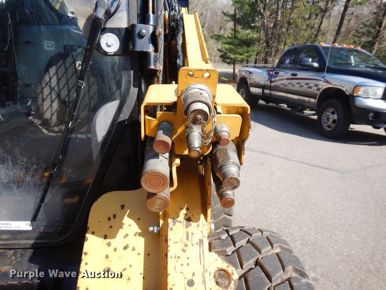 image for item KU9989 2012 Caterpillar 262C  skid steer loader