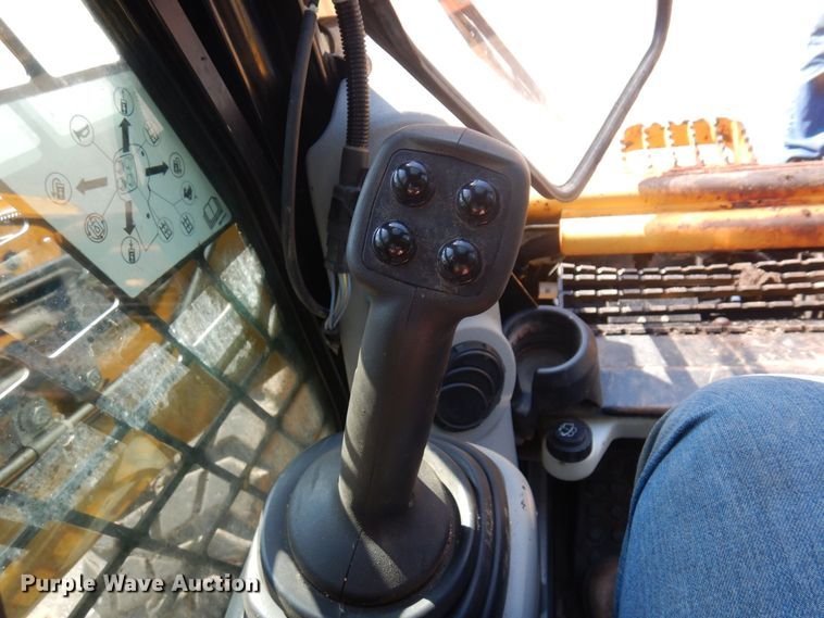 image for item KU9989 2012 Caterpillar 262C  skid steer loader