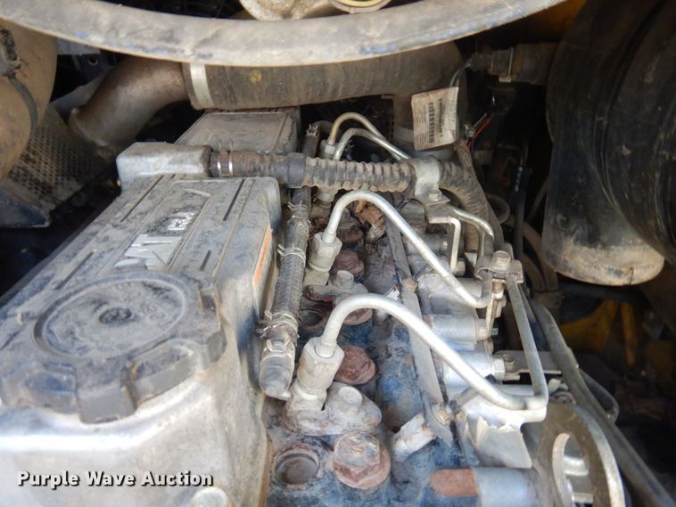 image for item KU9989 2012 Caterpillar 262C  skid steer loader