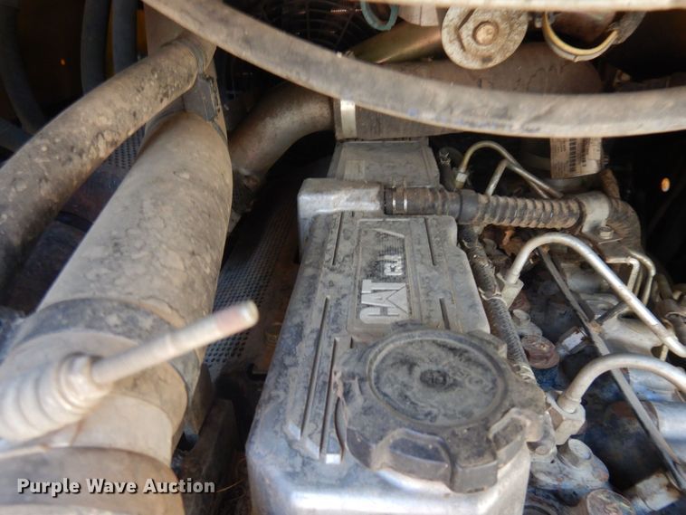 image for item KU9989 2012 Caterpillar 262C  skid steer loader