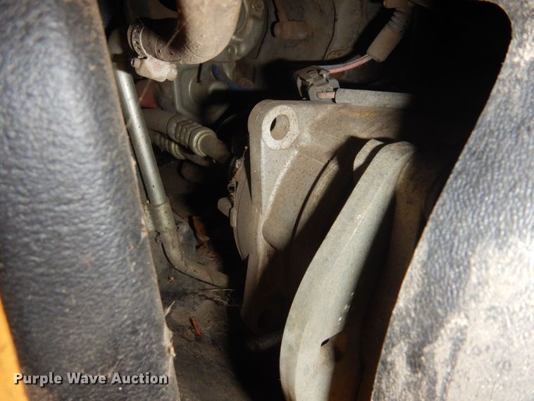 image for item KU9989 2012 Caterpillar 262C  skid steer loader